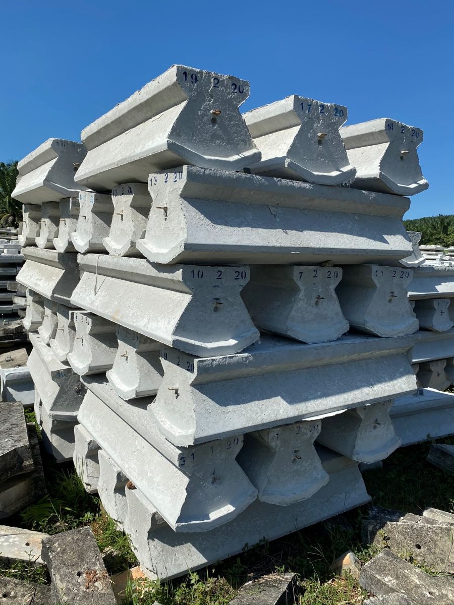 Precast facing panels cast in controlled factory